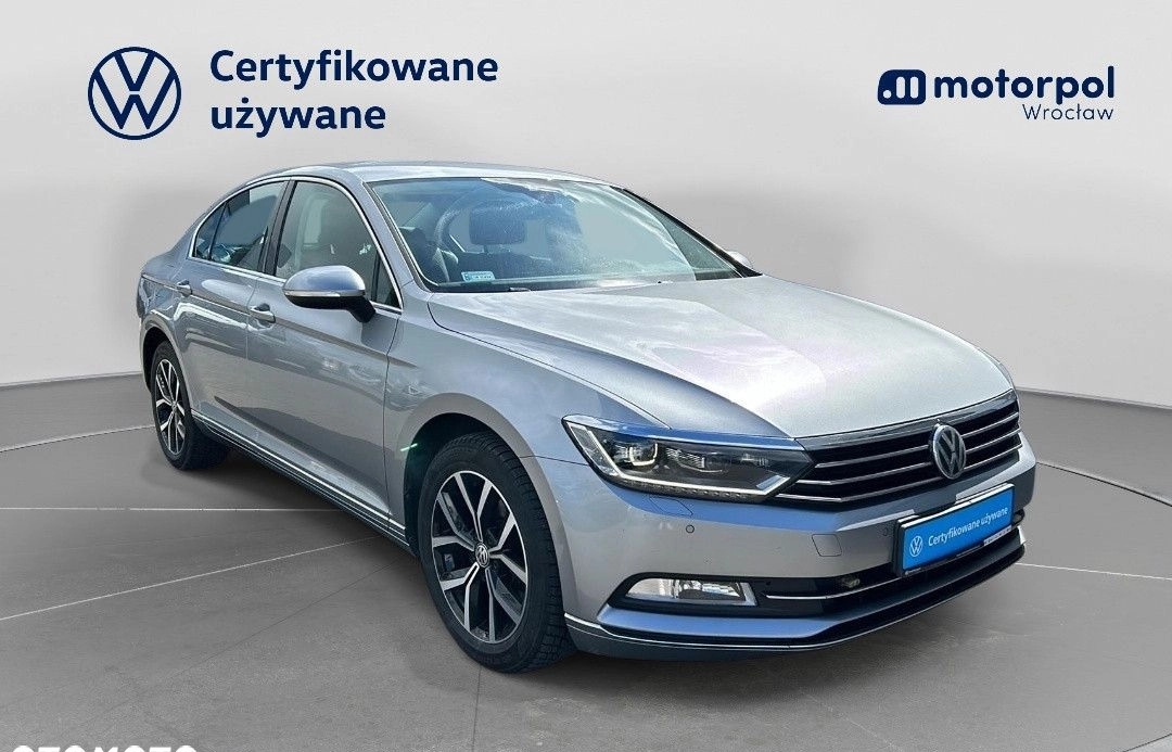 Volkswagen Passat cena 89900 przebieg: 150197, rok produkcji 2019 z Wągrowiec małe 466